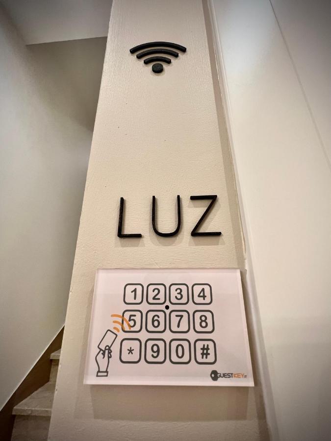 プラート Lucentum Bed & Breakfast エクステリア 写真