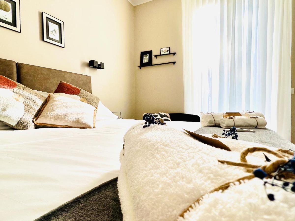 プラート Lucentum Bed & Breakfast エクステリア 写真
