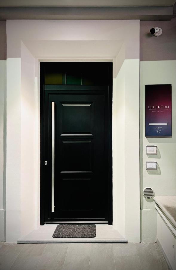プラート Lucentum Bed & Breakfast エクステリア 写真