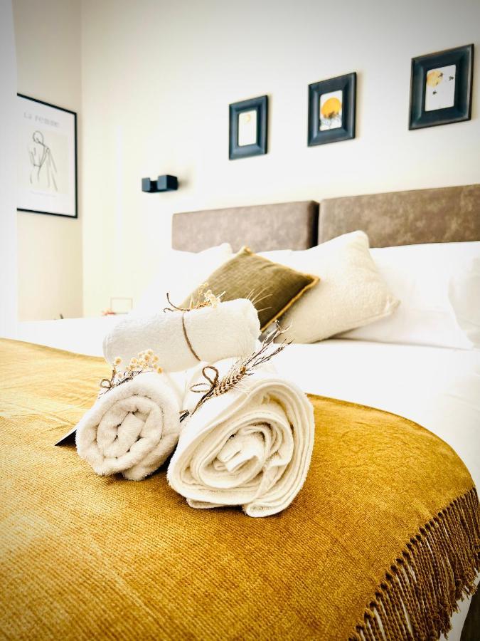 プラート Lucentum Bed & Breakfast エクステリア 写真