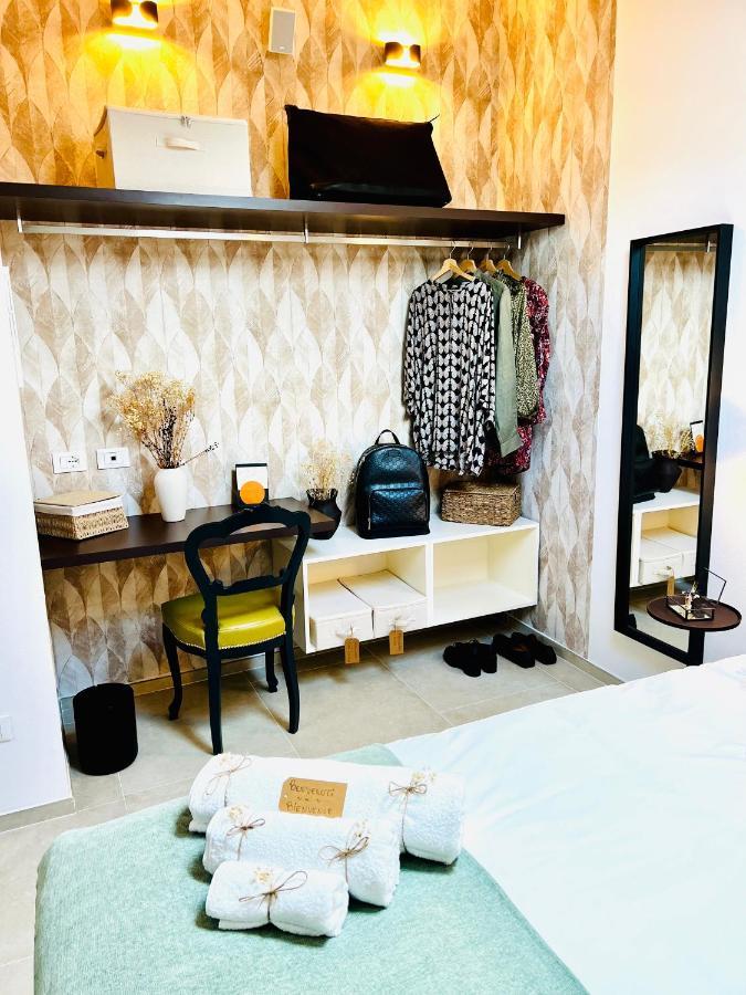 プラート Lucentum Bed & Breakfast エクステリア 写真