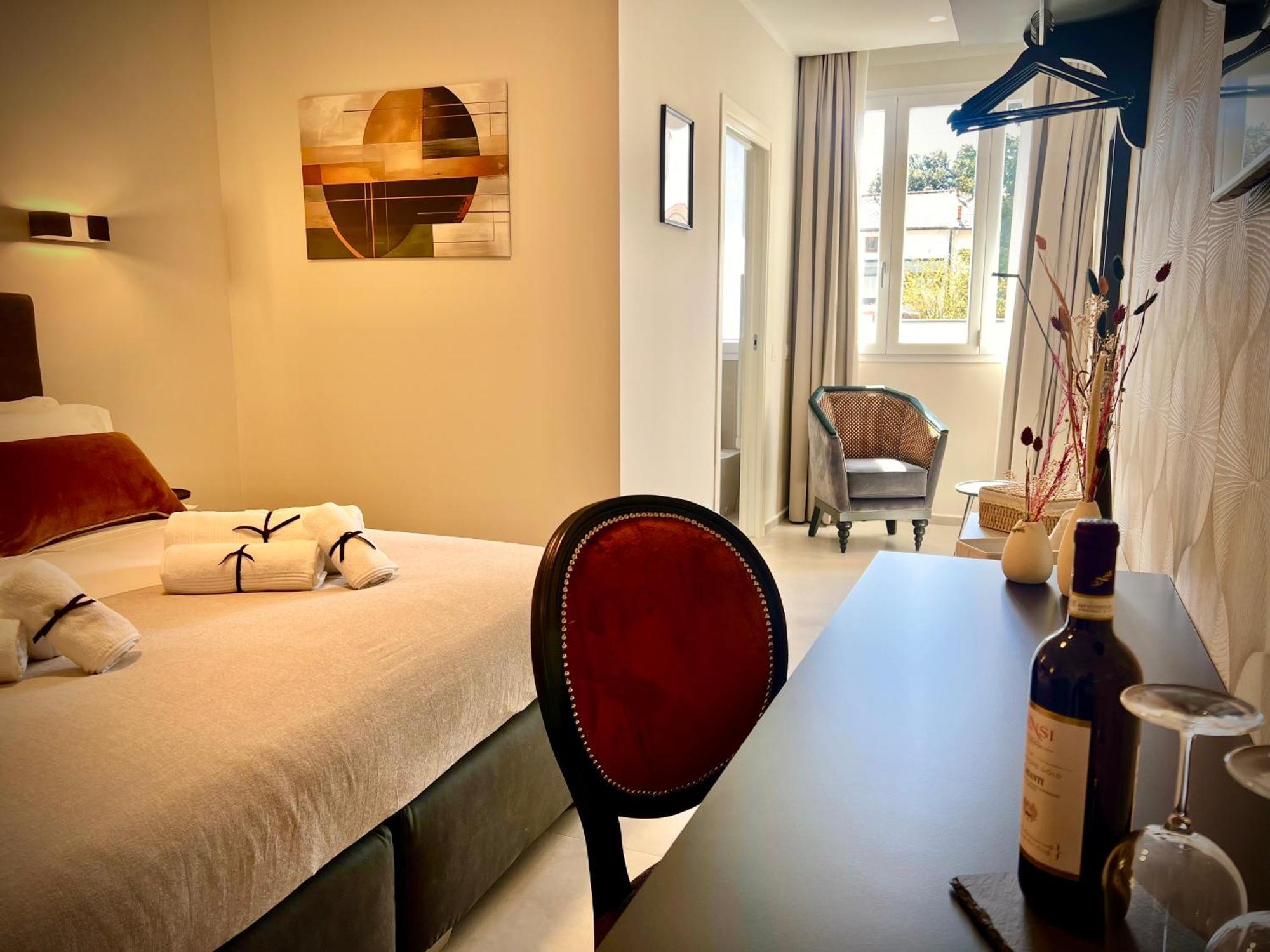 プラート Lucentum Bed & Breakfast エクステリア 写真